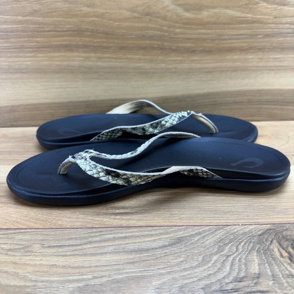 Olukai Ho'Opio Flip Flop Sandals Womens 8 Snake Leather Thong Vacation Resort